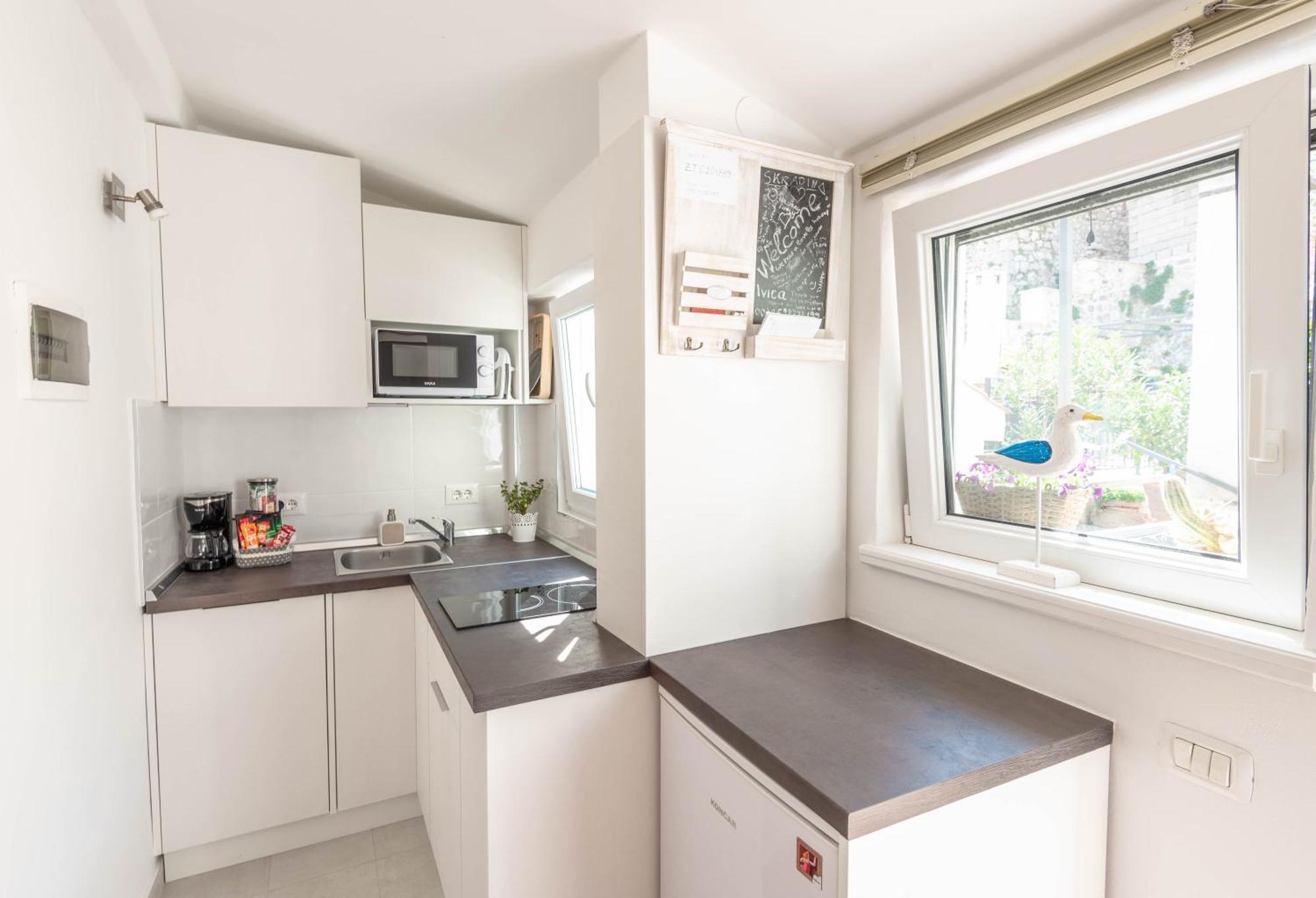 Mediterranean Terrace Apartment With Bikes & Sup Skradin Exterior foto